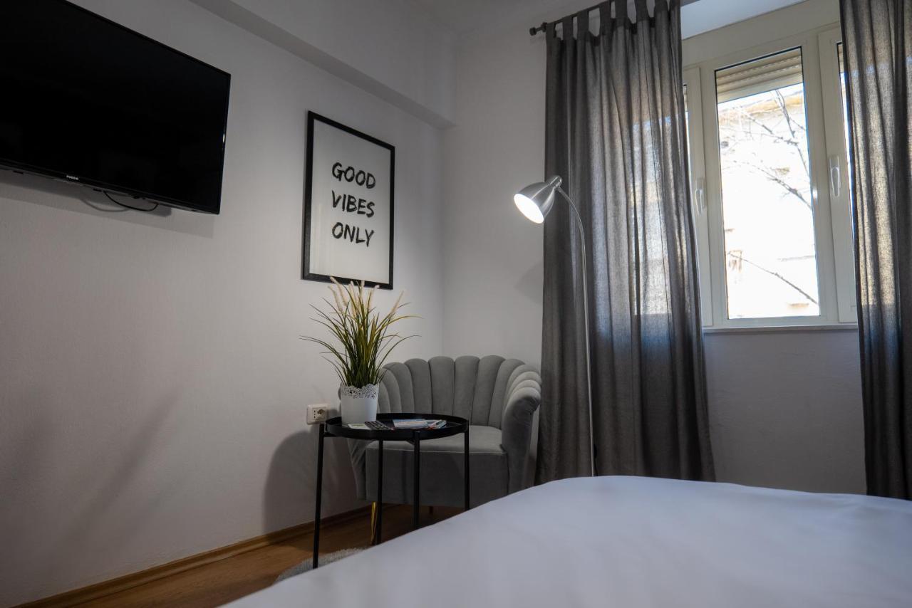 Skanderbeg Square App - The Nest Tiranë Luaran gambar